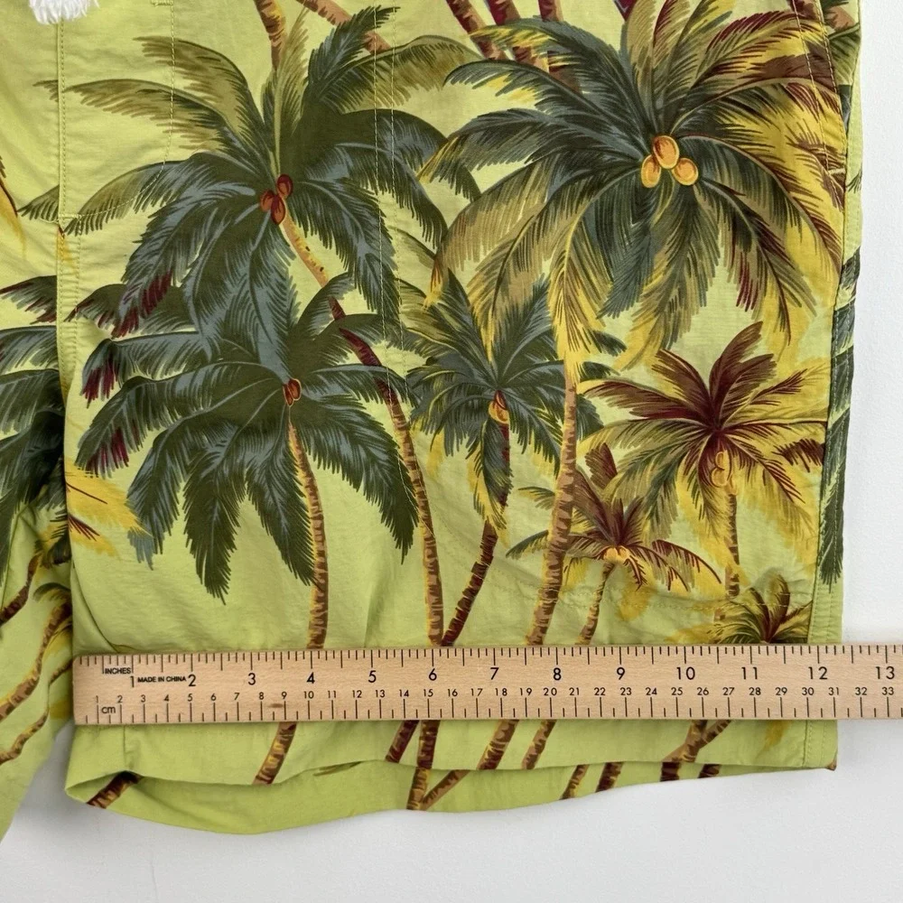 VTG Tommy Bahama Swimming Trunks Shorts Mens M Green Yellow Palm Floral Print